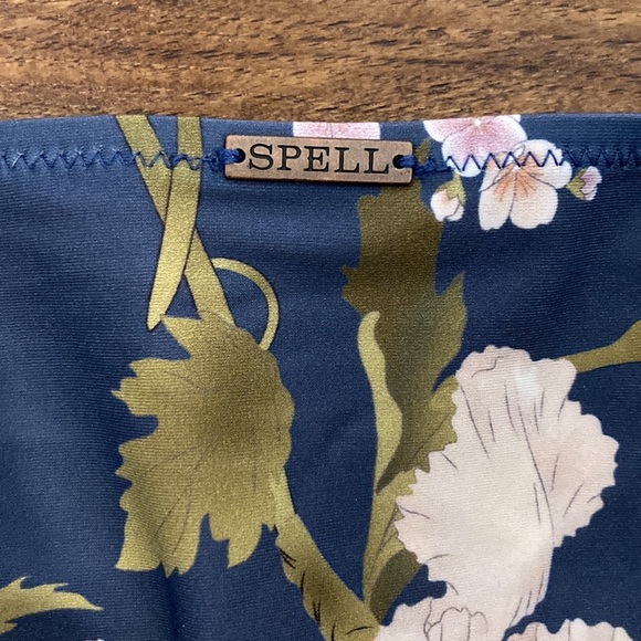 Spell & The Gypsy Bikini - Picture 10 of 14